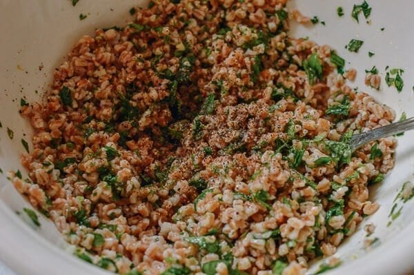 Farro Salad with Grilled Turkey, Lemon, Herbs & Feta, by jcghk.dfhdjkvfj.cf