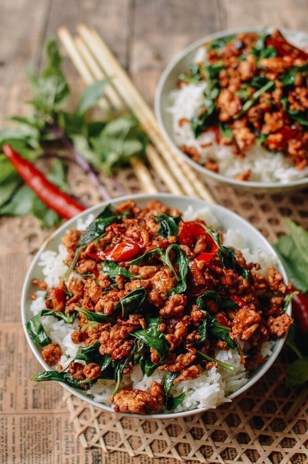 Thai Basil Chicken (Easy Gai Pad Krapow), by jcghk.dfhdjkvfj.cf