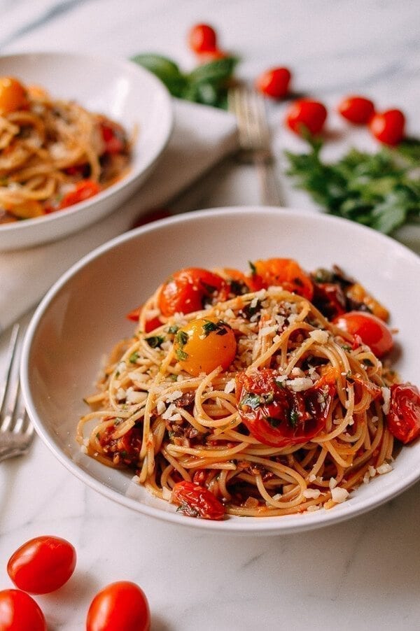 Roasted Cherry Tomato Pasta Puttanesca, by jcghk.dfhdjkvfj.cf