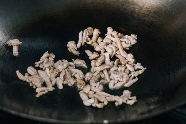 Searing strips of chicken in wok, by jcghk.dfhdjkvfj.cf