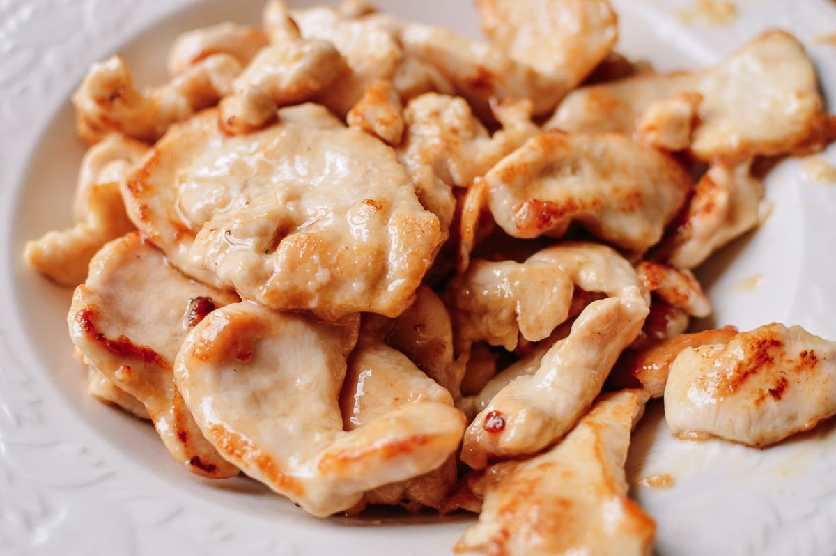 Seared chicken slices, by jcghk.dfhdjkvfj.cf