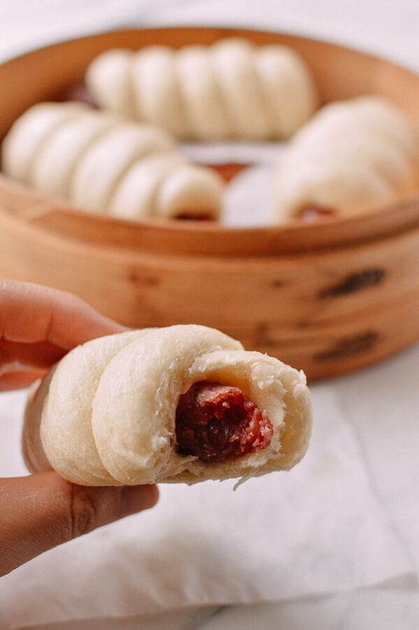 Chinese Sausage Buns (Lop Cheung Bao), by jcghk.dfhdjkvfj.cf