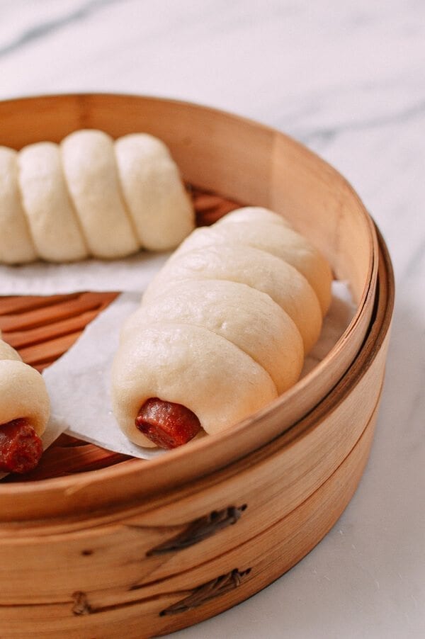 Chinese Sausage Buns (Lop Cheung Bao), by jcghk.dfhdjkvfj.cf