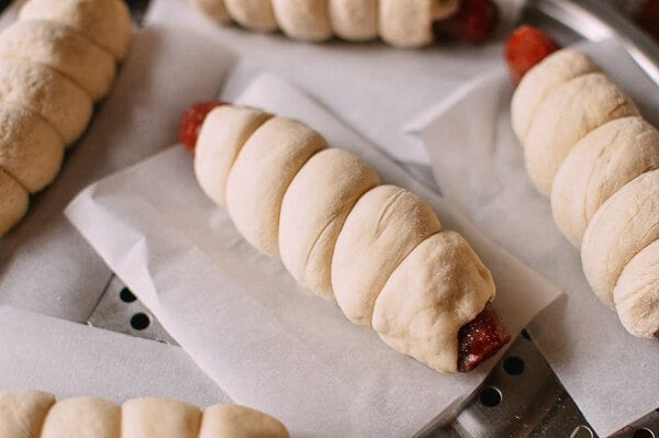 Chinese Sausage Buns (Lop Cheung Bao), by jcghk.dfhdjkvfj.cf