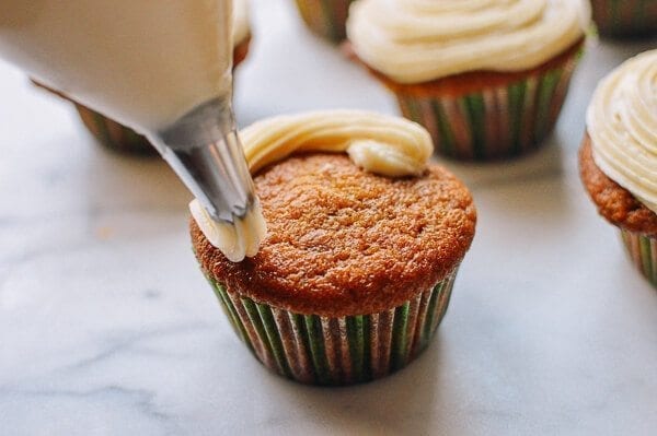 Pumpkin Cupcakes with Maple Vanilla Buttercream, by jcghk.dfhdjkvfj.cf