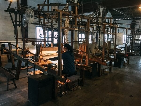 Wuzhen Silk Workshop, by jcghk.dfhdjkvfj.cf