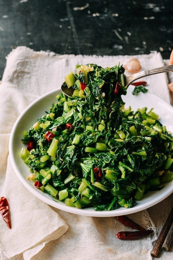 Stir-fried Chinese Mustard Greens (Xuelihong)