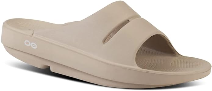 Beige oofo slides