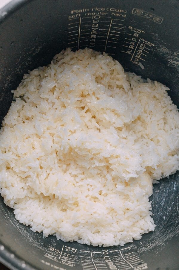 Shanghai Breakfast Rice Rolls (Ci Fan 粢饭), by jcghk.dfhdjkvfj.cf