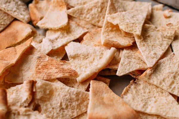 Pita Chips & Hummus, by jcghk.dfhdjkvfj.cf