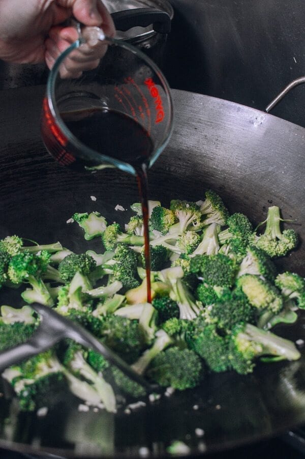 Takeout-Style Broccoli with Garlic Sauce, by jcghk.dfhdjkvfj.cf