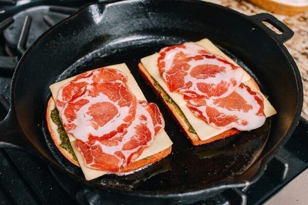 Green Eggs & Ham Grilled Cheese, by jcghk.dfhdjkvfj.cf