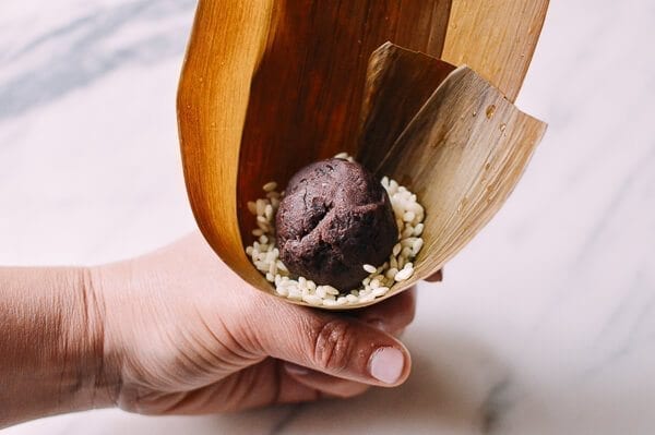 Jianshui Zong (Alkaline Rice Dumplings - 碱水粽), by jcghk.dfhdjkvfj.cf