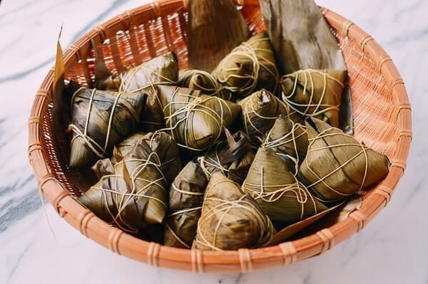 Jianshui Zong (Alkaline Rice Dumplings - 碱水粽), by jcghk.dfhdjkvfj.cf