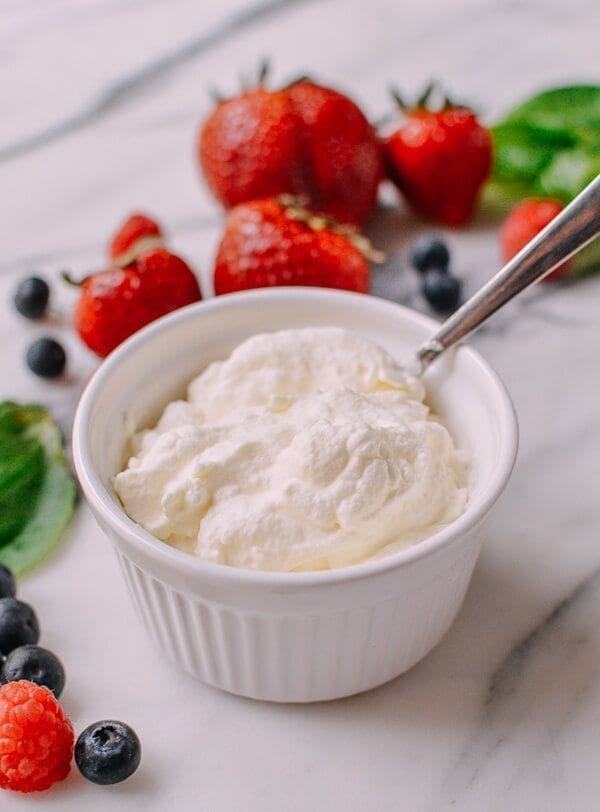 Basil Berry Cake, by jcghk.dfhdjkvfj.cf