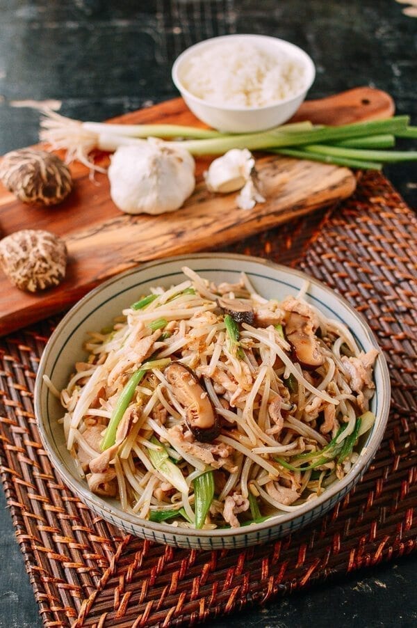 Chicken and Bean Sprouts Stir Fry