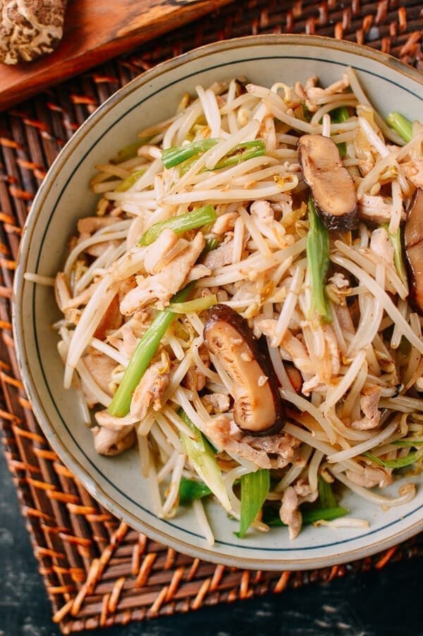 Chicken and Bean Sprouts, by jcghk.dfhdjkvfj.cf