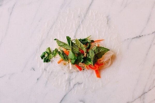 Vietnamese Summer Rolls with Seared Shrimp, by jcghk.dfhdjkvfj.cf