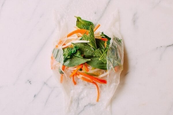 Vietnamese Summer Rolls with Seared Shrimp, by jcghk.dfhdjkvfj.cf