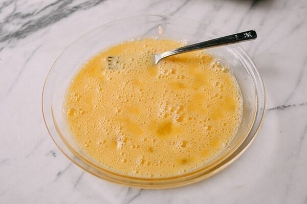 Beaten egg for dredging, by jcghk.dfhdjkvfj.cf