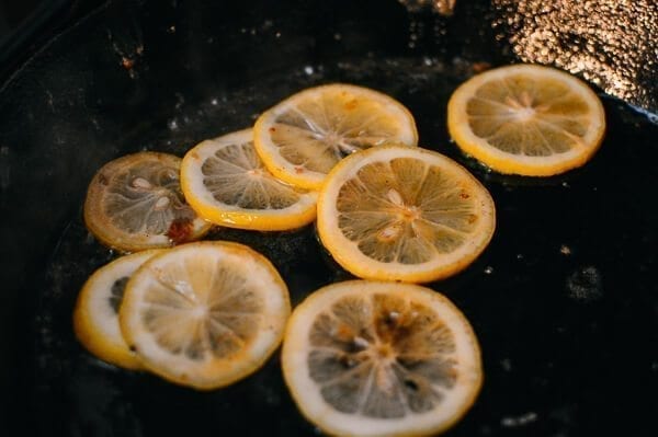 Lemon slices in pan, by jcghk.dfhdjkvfj.cf