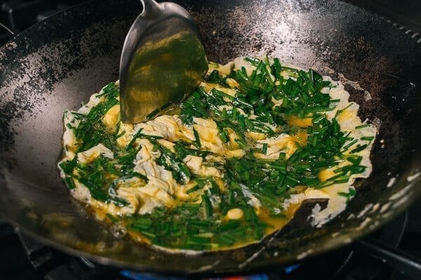 Chinese Chives & Eggs Stir Fry, by jcghk.dfhdjkvfj.cf