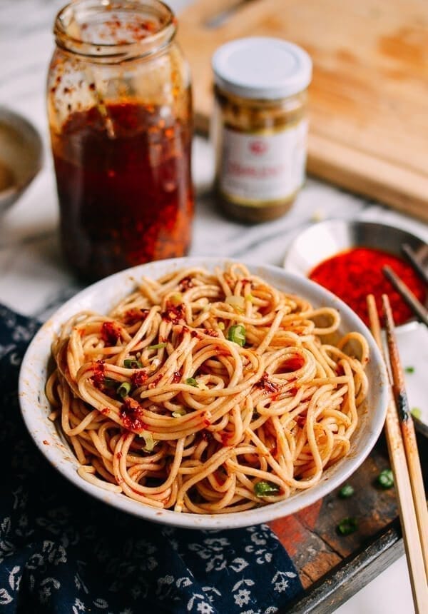 10-Minute Sesame Noodles Recipe (Ma Jiang Mian)