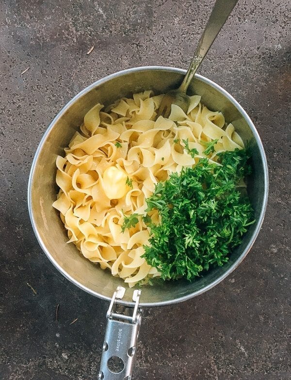 Buttered Parsley Noodles, by jcghk.dfhdjkvfj.cf