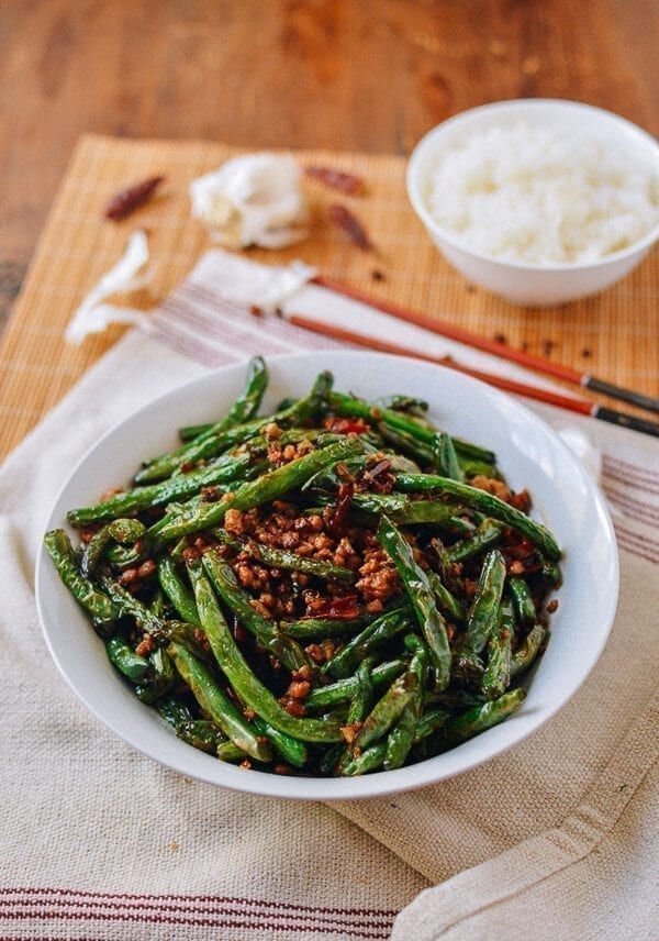 Gan Bian Si Ji Dou: Sichuan Dry Fried String Beans