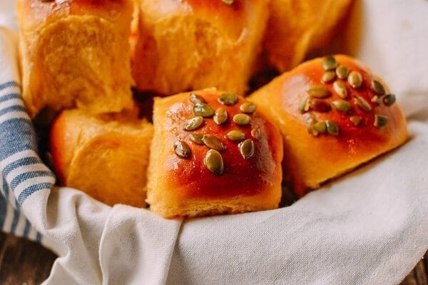 Pumpkin Dinner Rolls, by jcghk.dfhdjkvfj.cf