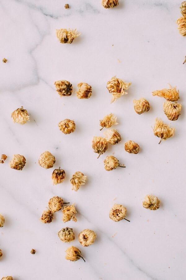 Chrysanthemum Tea Benefits (and How to Make It), by jcghk.dfhdjkvfj.cf