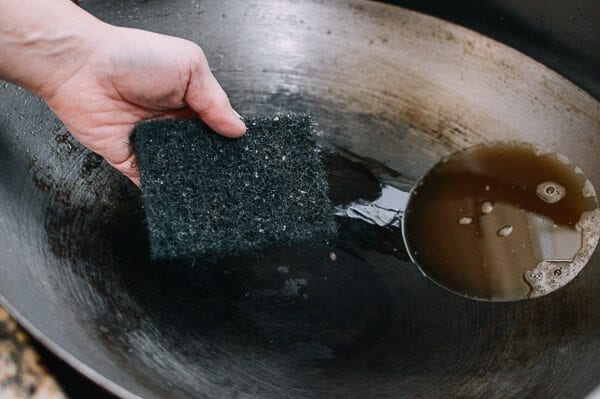 How to Season a Wok and Daily Wok Care by jcghk.dfhdjkvfj.cf