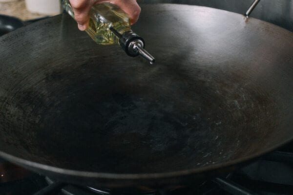 How to Season a Wok and Daily Wok Care by jcghk.dfhdjkvfj.cf