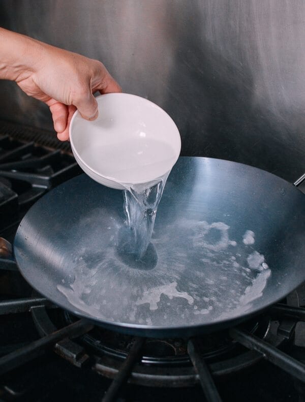 How to Season a Wok and Daily Wok Care by jcghk.dfhdjkvfj.cf
