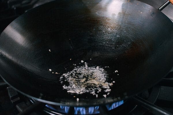 How to Season a Wok and Daily Wok Care by jcghk.dfhdjkvfj.cf