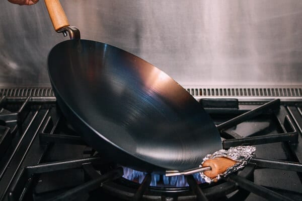 How to Season a Wok and Daily Wok Care by jcghk.dfhdjkvfj.cf