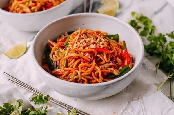 Red Curry Noodles with Chicken, by jcghk.dfhdjkvfj.cf