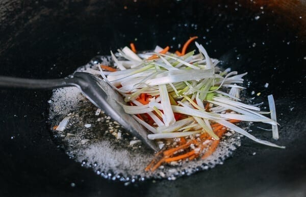 Dongbei Guo Bao Rou (Crispy Sweet & Sour Pork), by jcghk.dfhdjkvfj.cf
