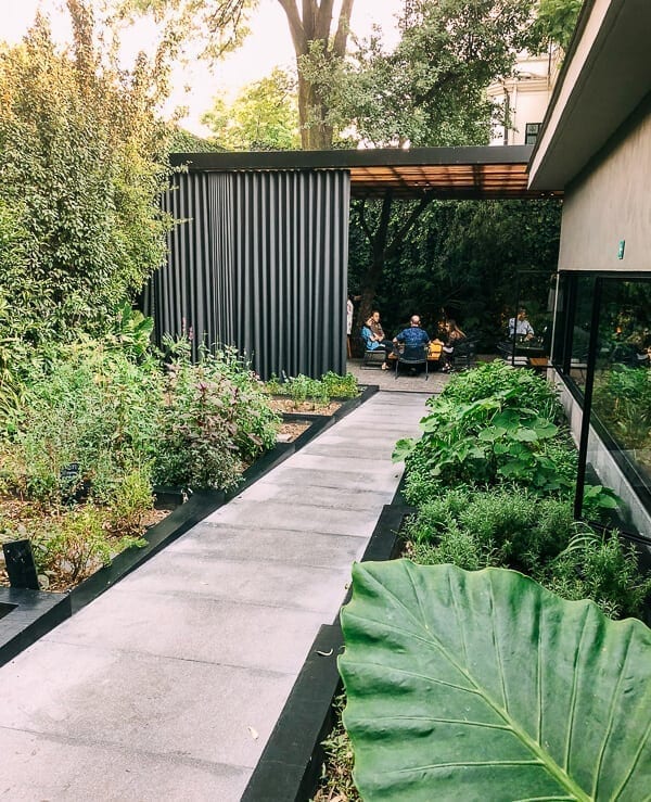 Pujol Exterior