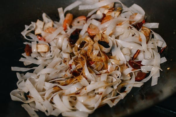 Char Kway Teow Malaysian Stir-fried Rice Noodles, by jcghk.dfhdjkvfj.cf