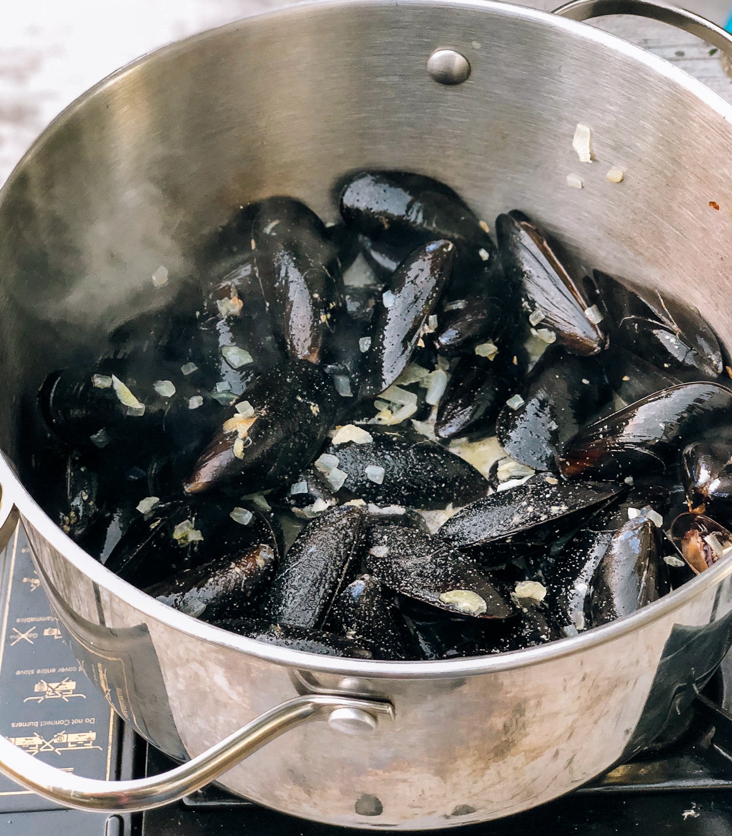 Steamed Mussels, by jcghk.dfhdjkvfj.cf