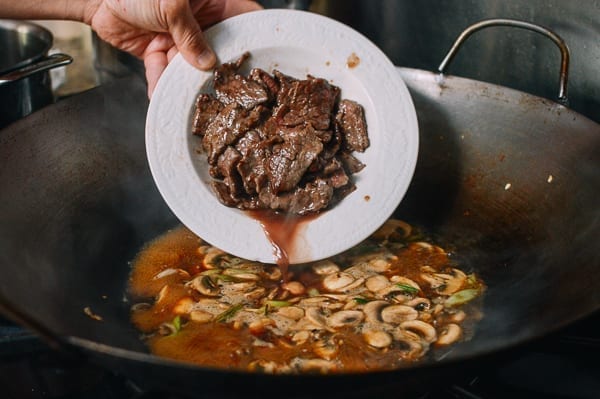 Beef and Mushroom Stir-Fry Rice Plate, by jcghk.dfhdjkvfj.cf