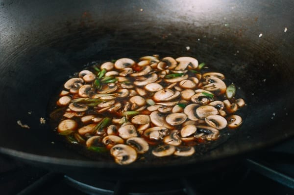 Beef and Mushroom Stir-Fry Rice Plate, by jcghk.dfhdjkvfj.cf
