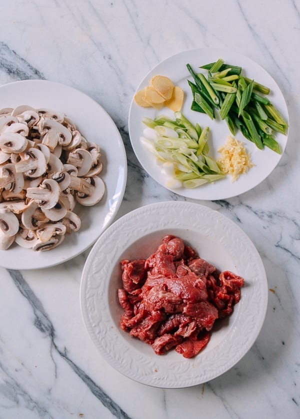 Beef and Mushroom Stir-Fry Rice Plate, by jcghk.dfhdjkvfj.cf