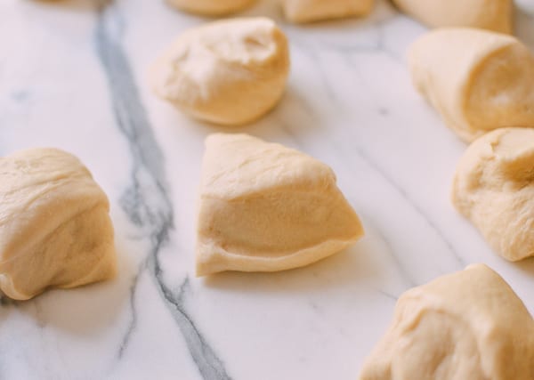 Chinese Pineapple Buns with Roast Pork Filling, by jcghk.dfhdjkvfj.cf