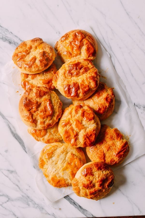 Chinese Pineapple Buns with Roast Pork Filling, by jcghk.dfhdjkvfj.cf