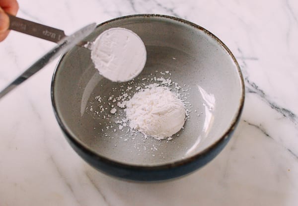 cornstarch by thewoksoflifge.com