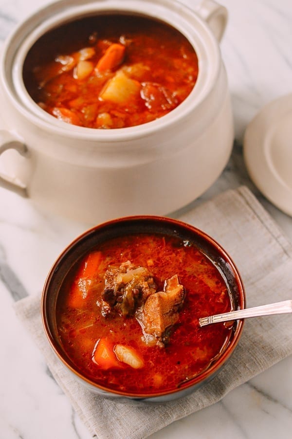 Shanghai-Style Red Vegetable Soup (罗宋汤 - Luo Song Tang), by jcghk.dfhdjkvfj.cf