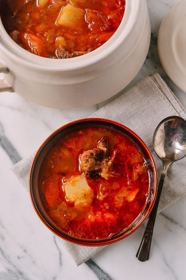 Shanghai-Style Red Vegetable Soup (罗宋汤 - Luo Song Tang), by jcghk.dfhdjkvfj.cf