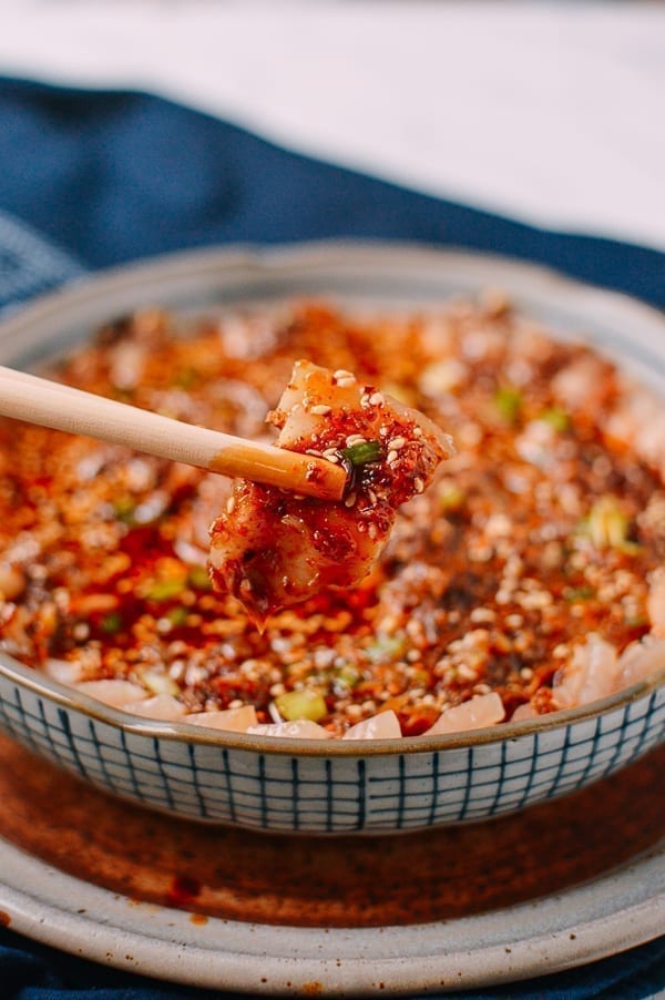 Suan Ni Bai Rou (Sliced Pork with Garlic Sauce)